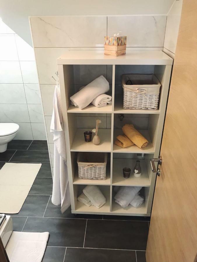Sima Apartman Baška Voda Kültér fotó